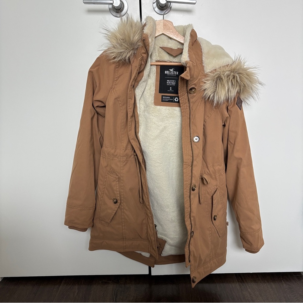 Hollister Tan Heritage Parka with Faux Fur